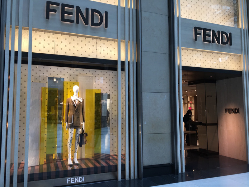 FENDI Flap Shop(The Landmark) - Hong Kong Travel Reviews｜Trip.com Travel  Guide