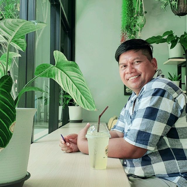 คาเฟ่สไตล์​ตะวันตก