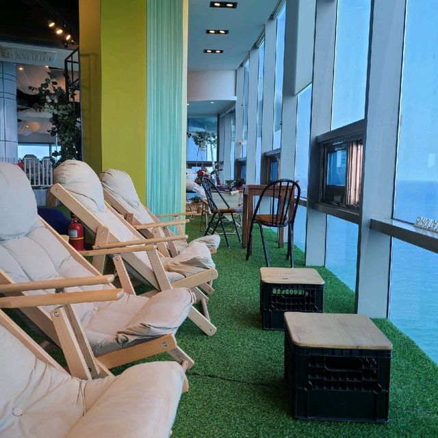 부산의 전망대 카페 