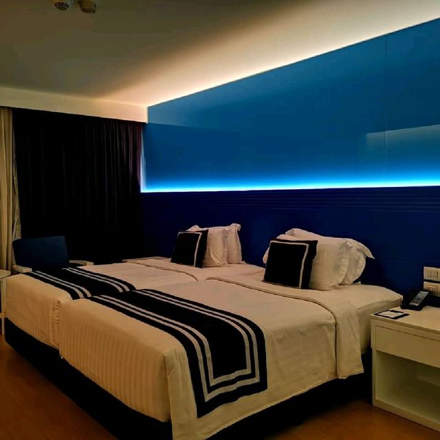 A-One The Royal Cruise Hotel

