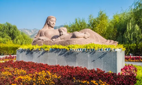Statue of Mother Yellow River