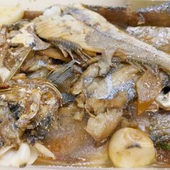 Yaoji Private Home Cuisine (hengdahaishangweinisi) 여행 사진