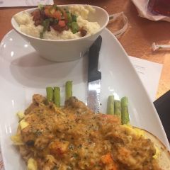 Another Broken Egg Cafe User Photo