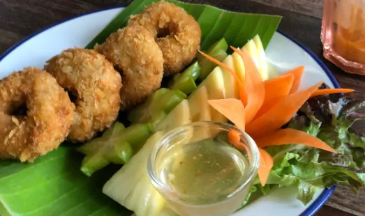 Asian Roots : Asian-Thai Restaurant & Cafe