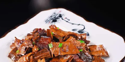 黃山風景區換乘中心湯口亞朵酒店·回孃家私房菜·湯口店·黃山腳下地道徽菜