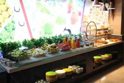 泰山新合作国际酒店自助餐