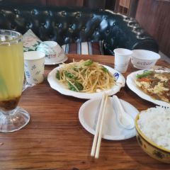 花家地艺术餐厅(古城景区店) User Photo