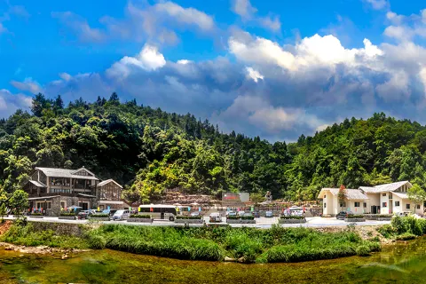 Shier Beihou Shuanghe Cave National Geopark