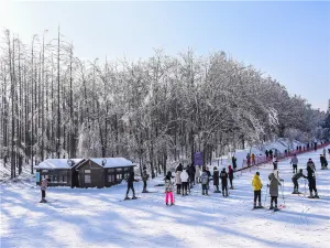 Jingyuetan Skiing Field