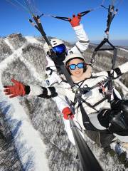 長白山萬達鷹之翼航空飛行營地