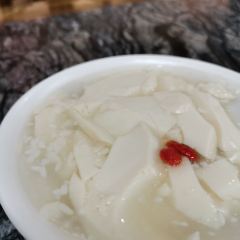 XI YUE CHENG TAN DOU HUA User Photo