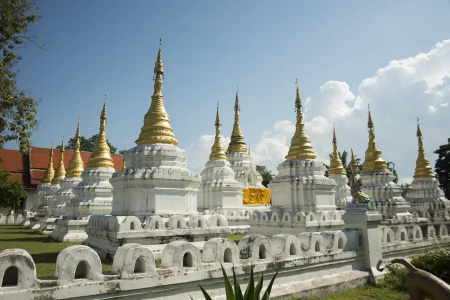 Wat Chedi Sao Lang