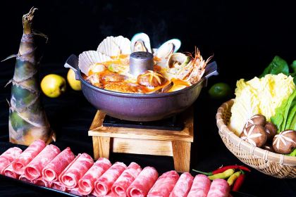 MO DA XI LAI DENG JIU DIAN CHENG YAN CAN TING