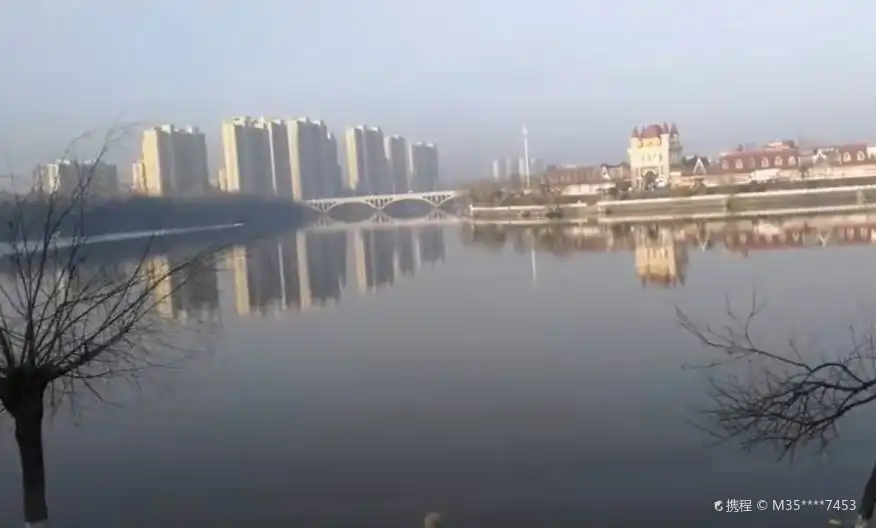 Hotels near Qiaotou Park
