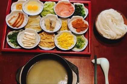 蒙自箬食谱餐馆