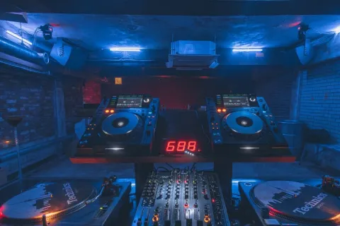 Club Volnost Seoul