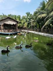 Sanya Chunguang Coconut Culture Sightseeing Garden