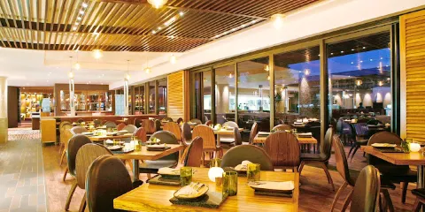 San Deck, Bar & Restaurant