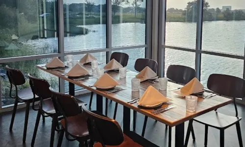Canvas Restaurant & Market