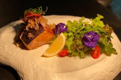 Chay Had Beach Front Restaurant & Lounge