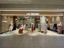 LILY BROWN（新宿LUMINE EST店）