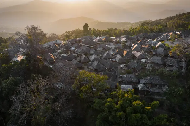 Sunrise Sightseeing in Lancang