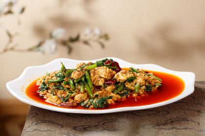 源地·新派云南菜·清真(南强街店)