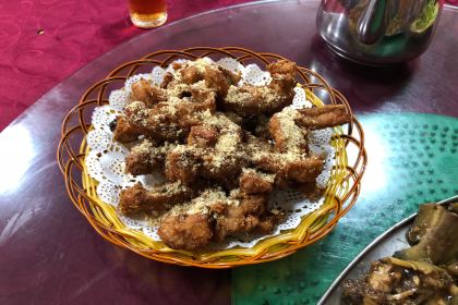 Qiao xiang zui xian lou