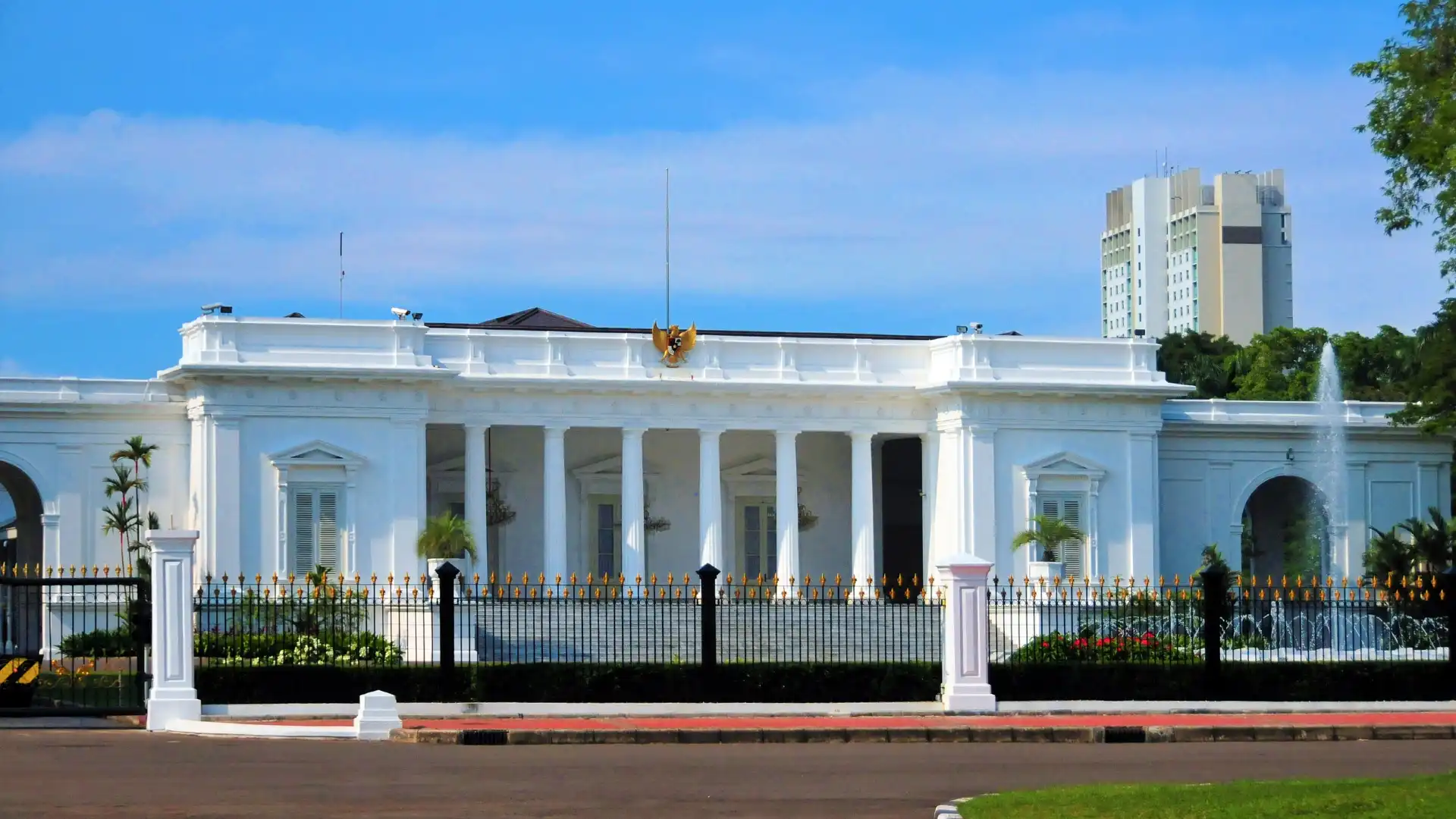 Các khách sạn gần Merdeka Palace
