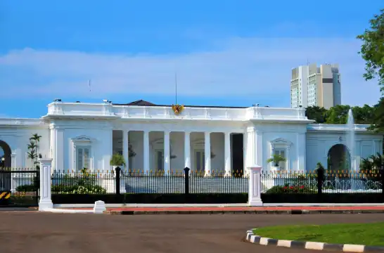 Hotels near Merdeka Palace
