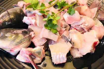 苗味酸汤世家(川心店)