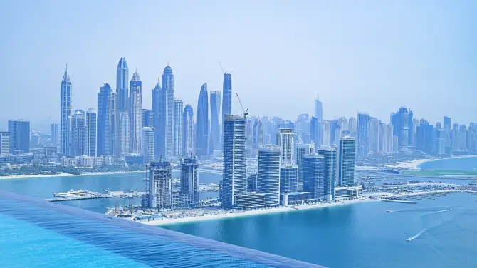 2_Aura Skypool Dubai
