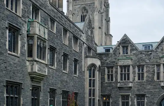 鄰近多倫多大學哈特之家的酒店