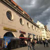 Marienplatz จตุรัสกลางเมืองมิวนิค
