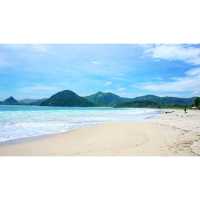 Selong Belanak Beach