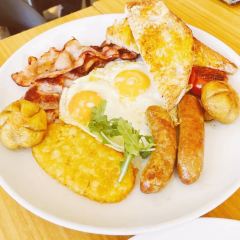 Pavement Cafe User Photo