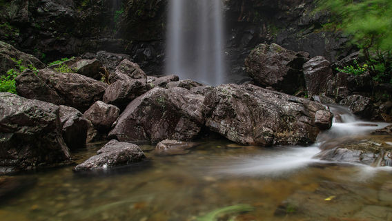 Yancangshan Tourism Area
