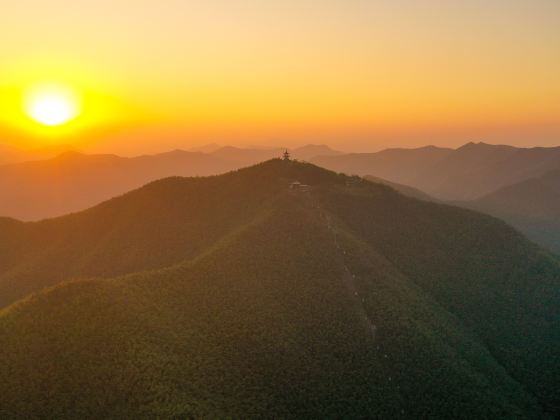 First Peak in Sountern Jiangsu, Yixing Zhuhai Scenic Area