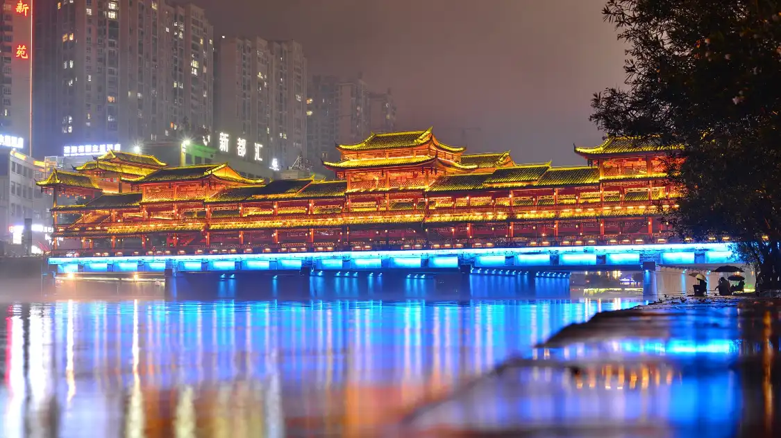 Hotels near Xishan Forest Park