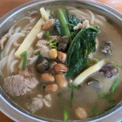 两广农家饭(黄姚古镇店) User Photo