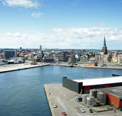 Discover Airlines 4Y to Aalborg