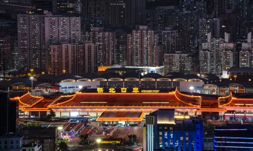 Gongbei Port