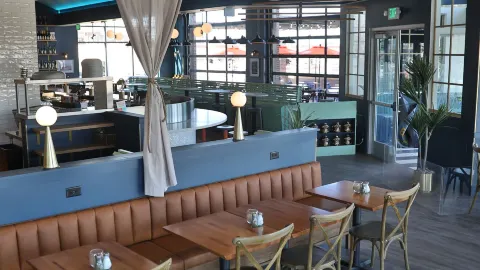 Blue Island Oyster Bar and Seafood in Lone Tree