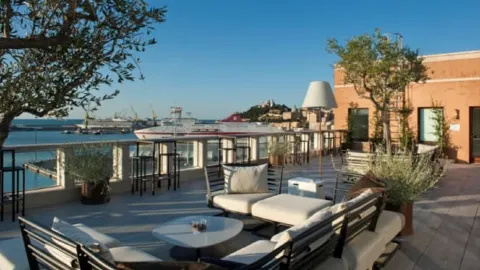 Ginevra Restaurant in อังโกนา
