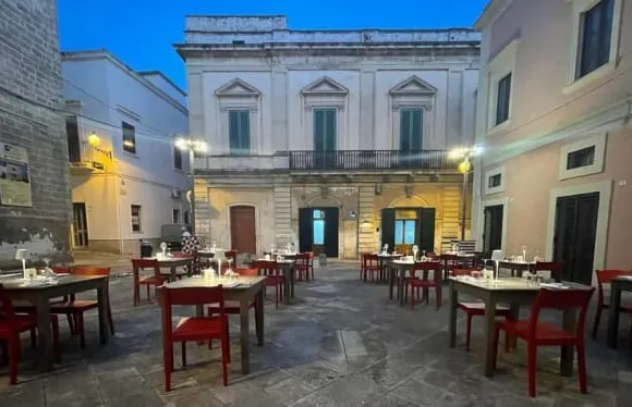 Il Contenitore Wine Bistrot