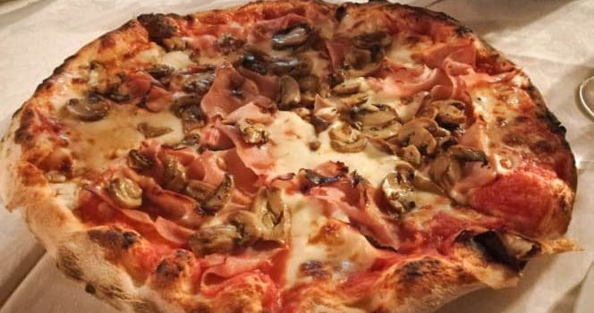 Pizzeria-Trattoria Napoli del'Albergo la Foresteria