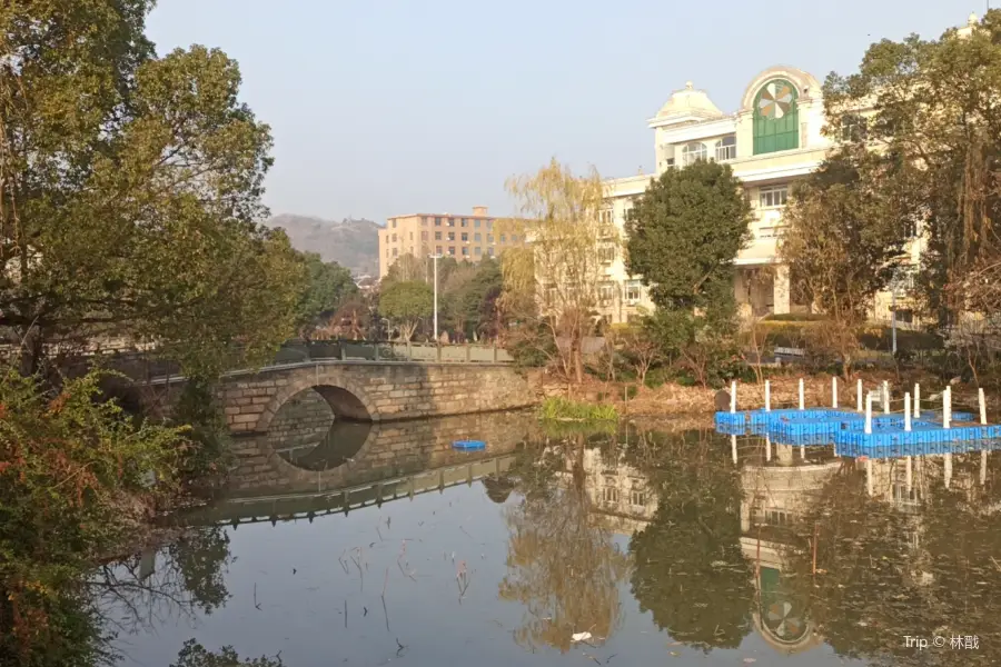 Taizhouhai Mountain Park