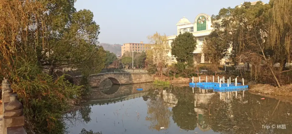1_Taizhouhai Mountain Park