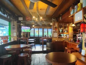 Charly O’Neills Irish Pub