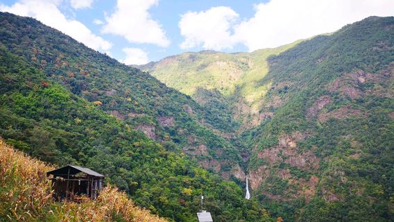 Yongdedaxue Mountain